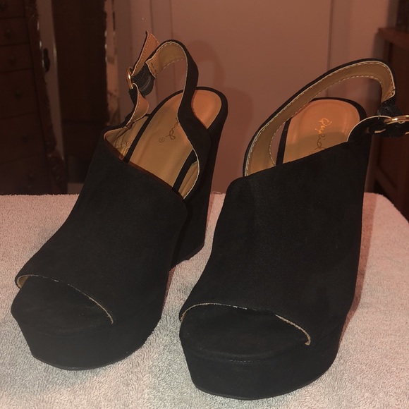 Qupid Black Wedges 7.5 - Picture 4 of 5